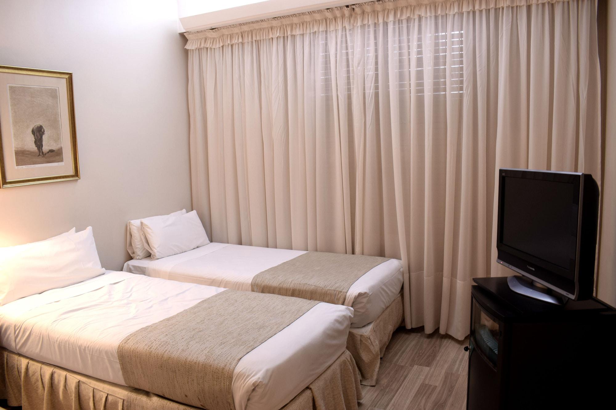 Dora Hotel บัวโนสไอเรส ภายนอก รูปภาพ