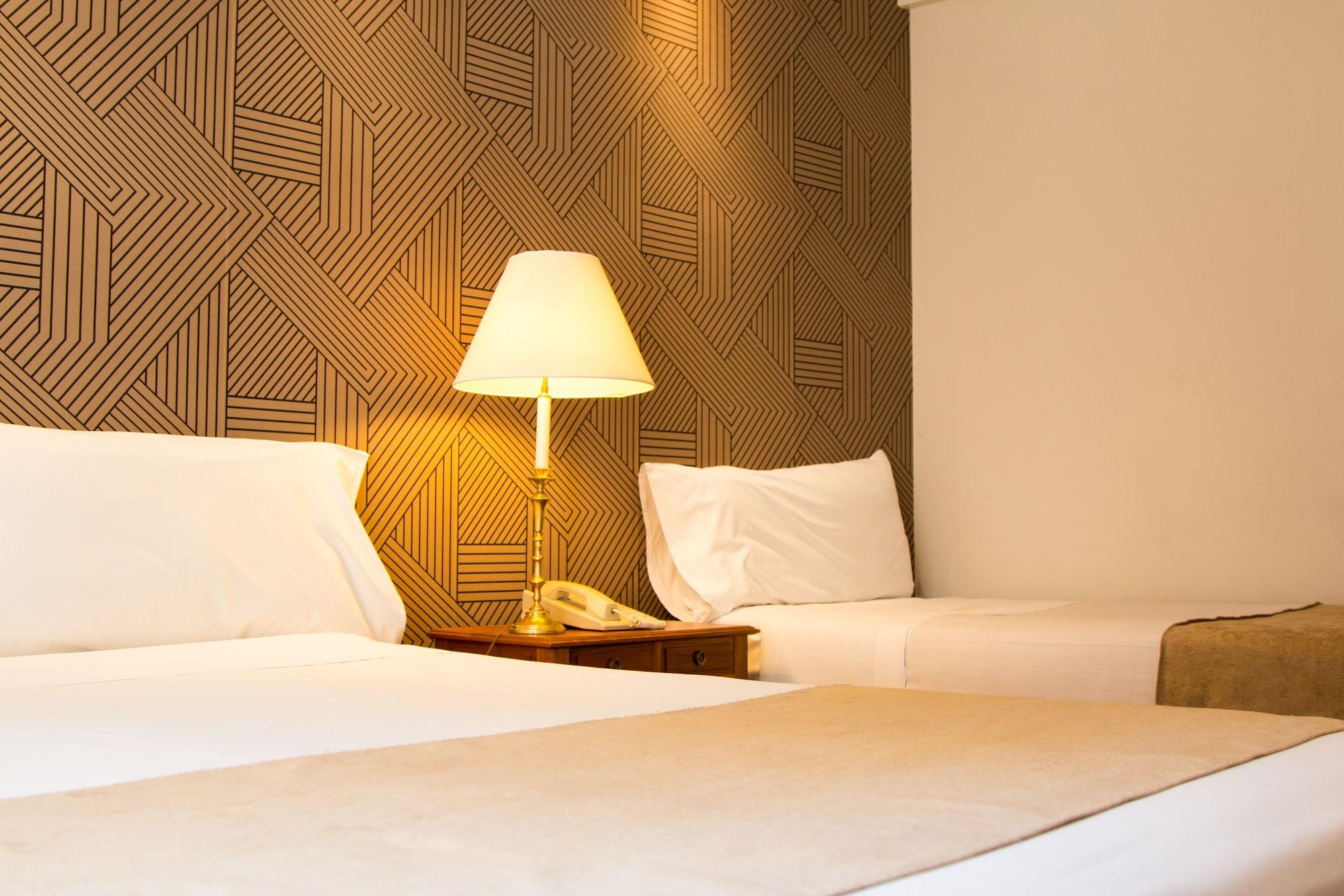 Dora Hotel บัวโนสไอเรส ภายนอก รูปภาพ